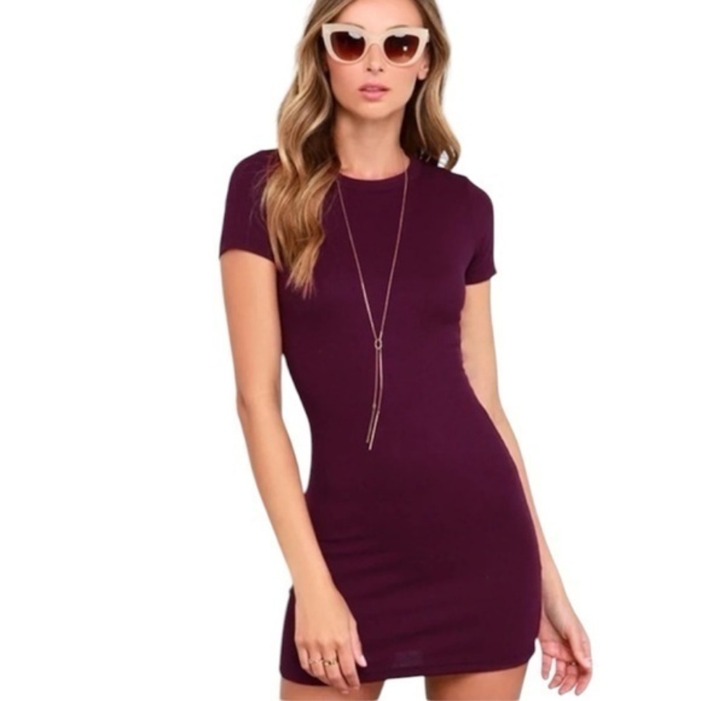 Lulu's Hey Good Lookin' Short Sleeve Plum Purple dress size small